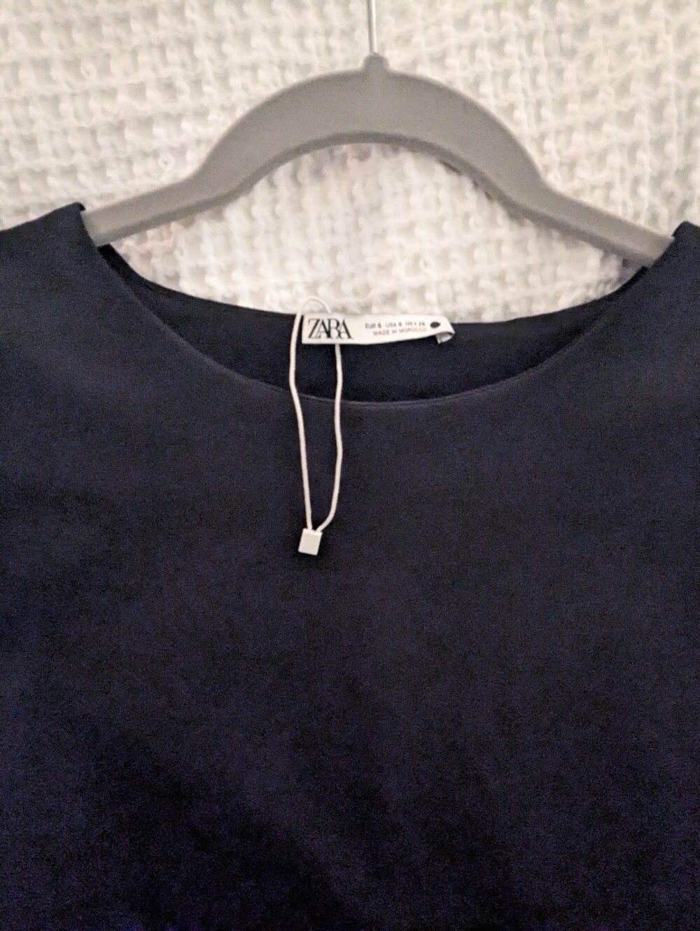 ZARA Black Round-Neck Mini Shift Dress